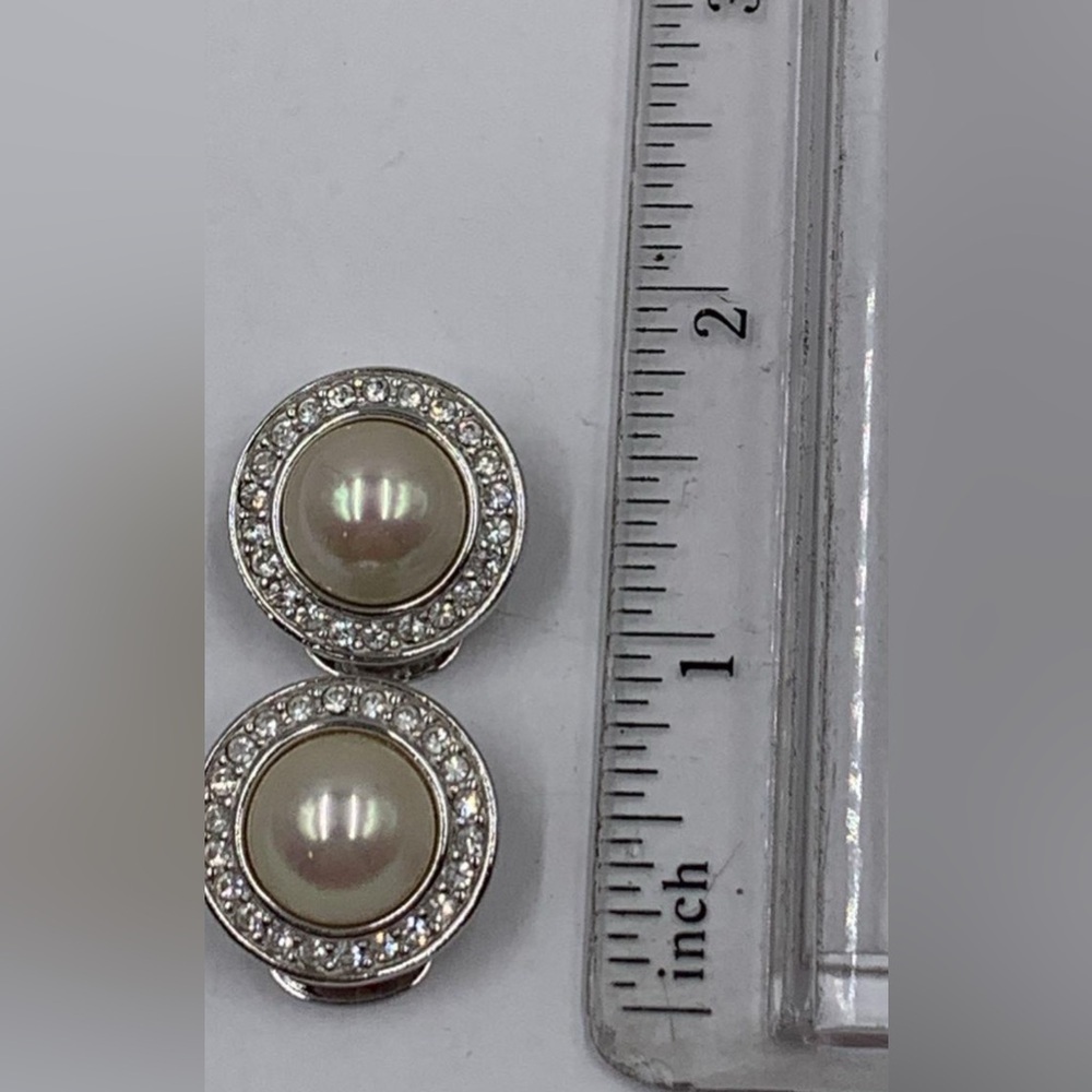 Christian Dior Silver Pearl Clip On Vintage Stud Earrings designer 20mm w COA - Picture 5 of 6